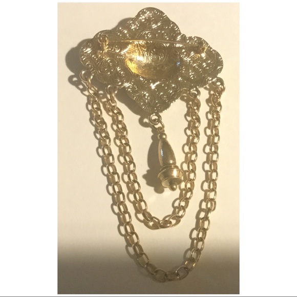 AUCTION PRICE👩🏻‍⚖️Lovely Double Chain Vintage Brooch - Picture 2 of 2